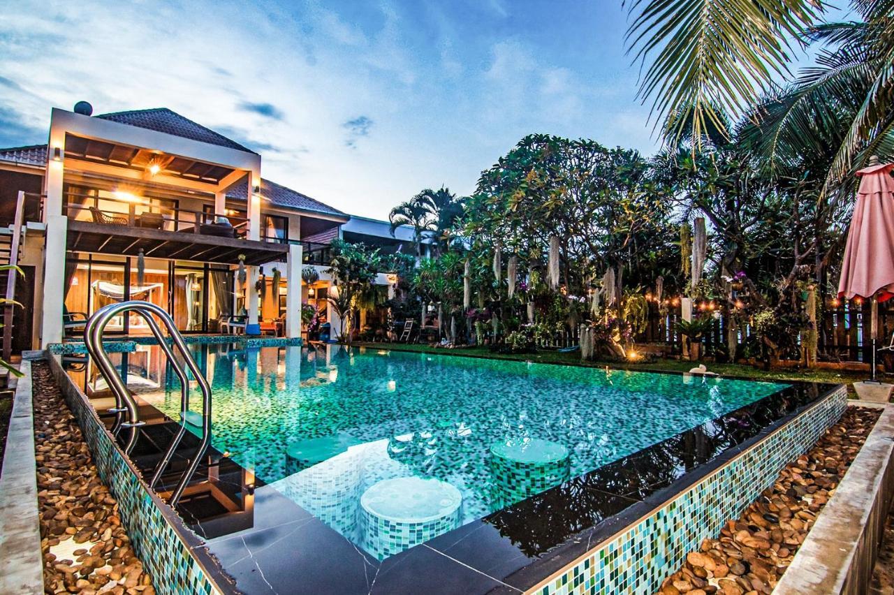 Baan Sansuk Pranburi - Beach Front & Pool Villa 외부 사진